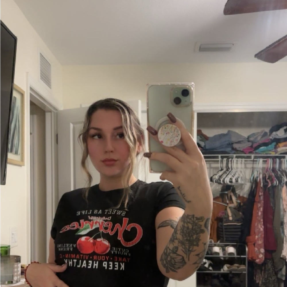 Meet your Posher, Lexi